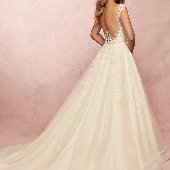 Dress - Picture 2 of 8